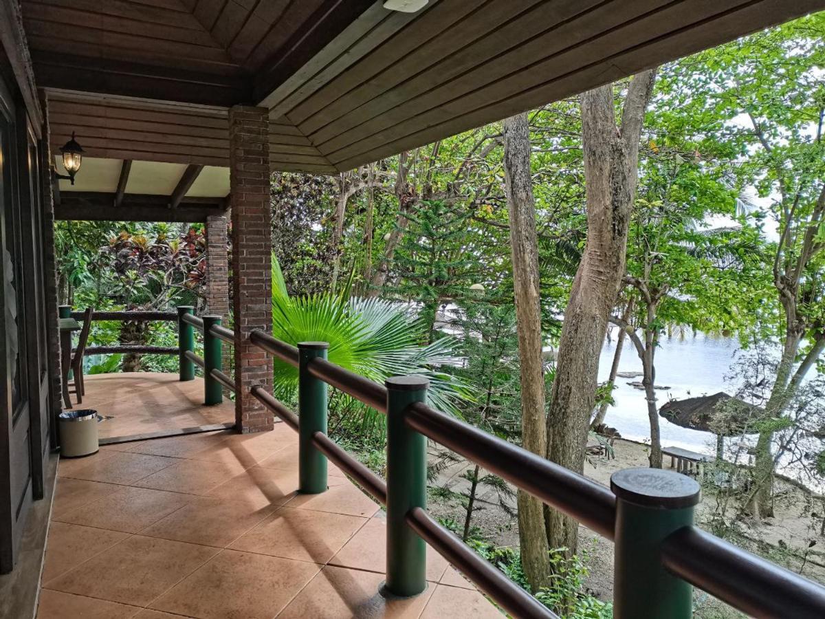 Chema'S By The Sea Hotell Samal Exteriör bild